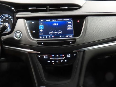 Certified 2024 Cadillac XT5 Premium Luxury FWD image 23