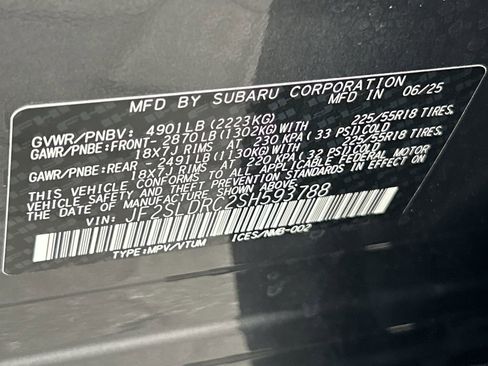 Certified 2025 Subaru Forester Limited image 33