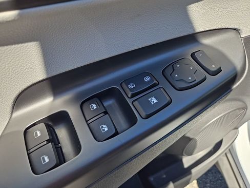 Certified 2023 Hyundai Kona SEL AWD/4WD image 27