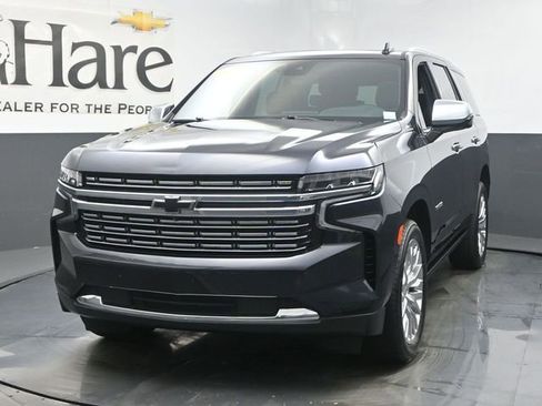 Used 2023 Chevrolet Tahoe Premier w/ Premium Package 2 AWD/4WD image 7