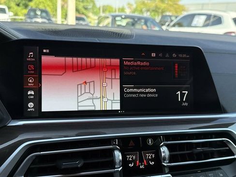 Used 2022 BMW X5 sDrive40i w/ M Sport Package RWD image 25