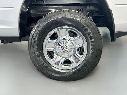 New 2026 RAM 2500 Tradesman AWD/4WD image 16