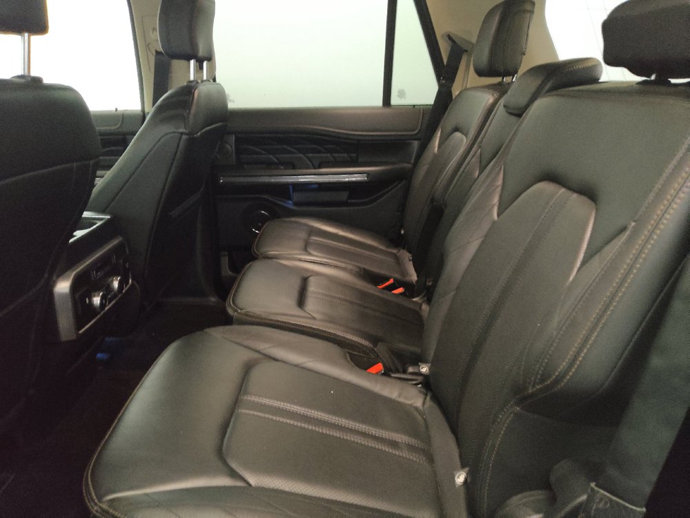 Used 2019 Ford Expedition Platinum AWD/4WD image 18