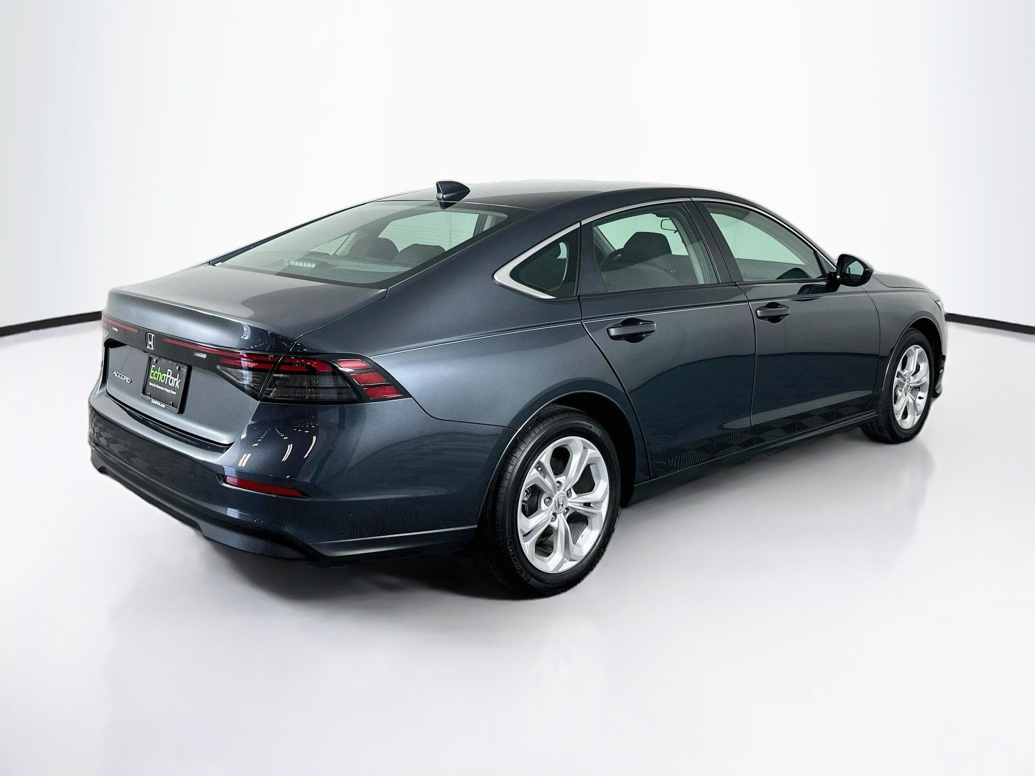Used 2025 Honda Accord LX image 9