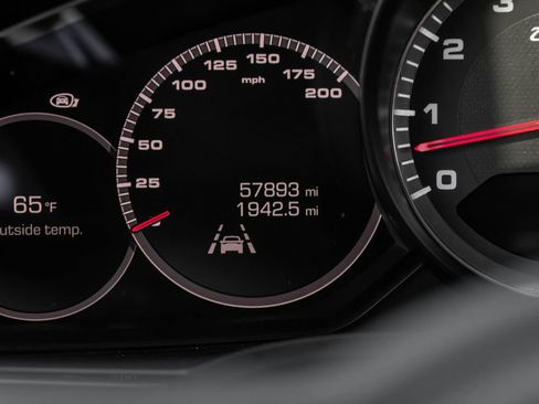 Used 2020 Porsche Cayenne Turbo AWD/4WD image 20