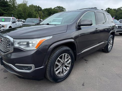 Used 2017 GMC Acadia Denali w/ Technology Package AWD/4WD image 9