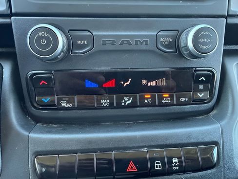 Used 2022 RAM ProMaster 2500 FWD image 14