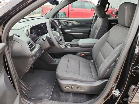 New 2026 Chevrolet Traverse LT w/ Driver Confidence Package image 11