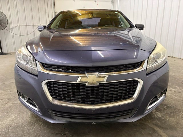 Used 2015 Chevrolet Malibu LT FWD image 2