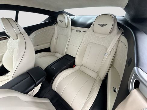 Used 2022 Bentley Continental GT image 20