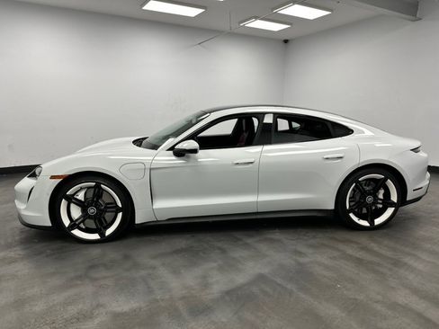 Used 2020 Porsche Taycan 4S image 3