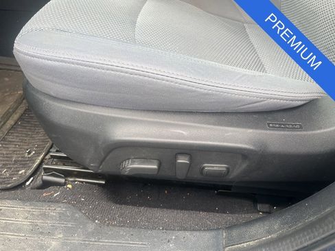 Used 2019 Subaru Outback 2.5i Premium image 7