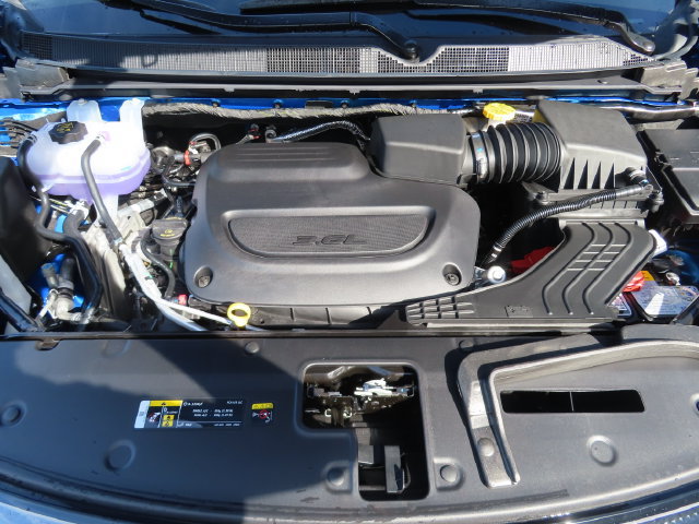 New 2027 Chrysler Pacifica Select AWD/4WD image 11