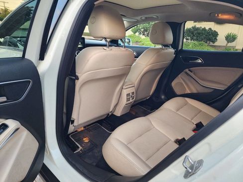 Used 2016 Mercedes-Benz GLA 250 image 17