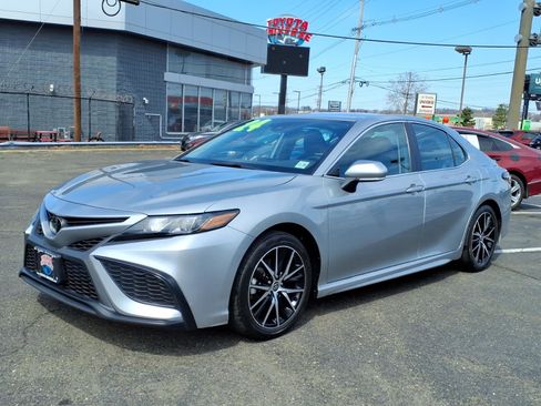Certified 2024 Toyota Camry SE w/ Cold Weather Package image 3