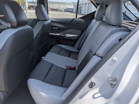 Used 2023 Nissan Kicks SR w/ SR Premium Package FWD image 15