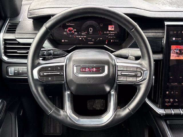 Used 2026 GMC Acadia Elevation w/ Elevation Premium Package FWD image 23