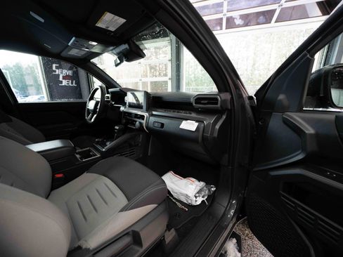 Used 2024 Toyota Tacoma TRD Sport image 25