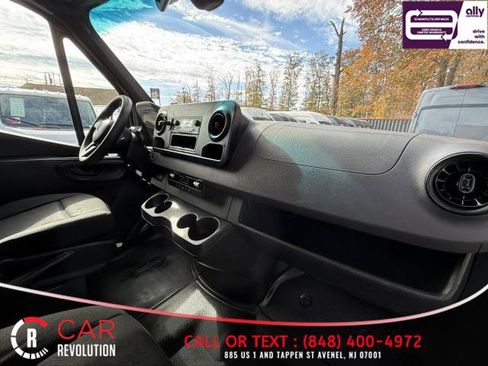 Used 2019 Mercedes-Benz Sprinter 170 image 30