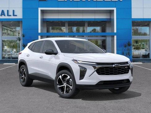 Used 2026 Chevrolet Trax RS w/ Driver Confidence Package FWD image 7