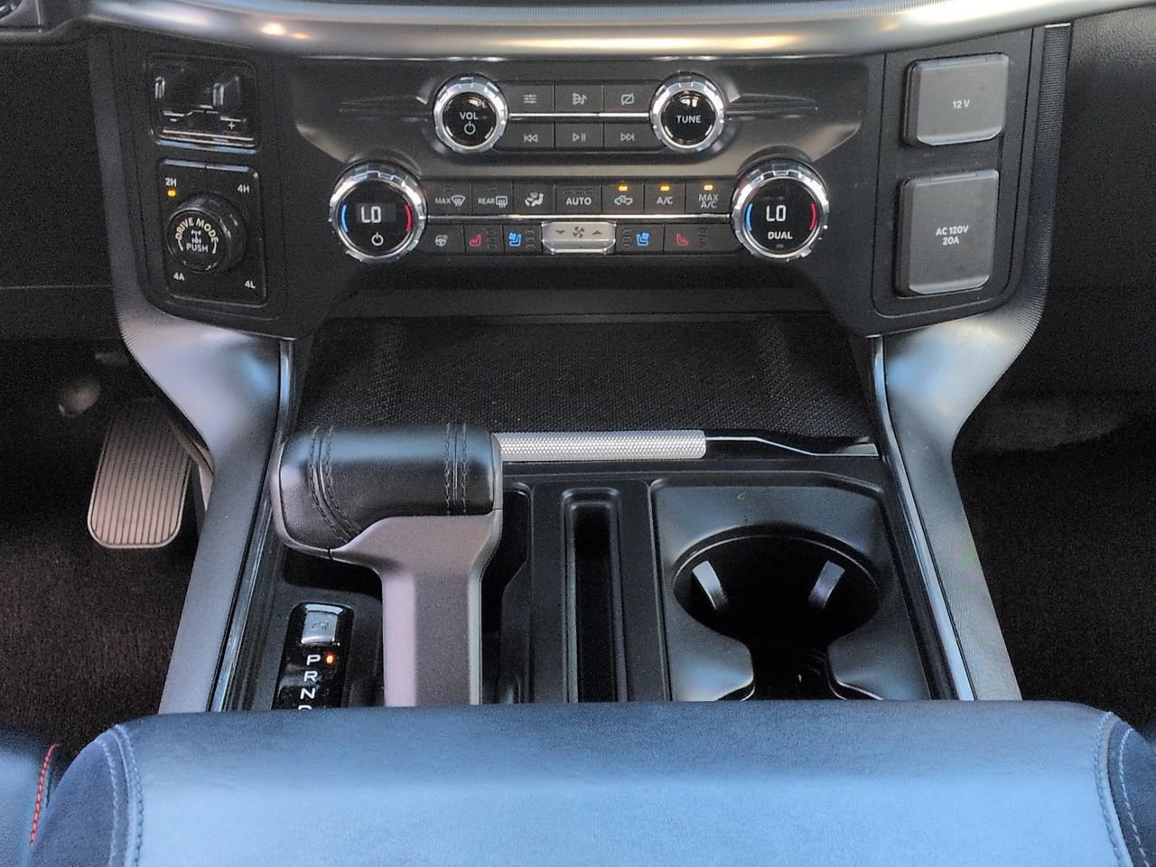 Certified 2021 Ford F150 Raptor w/ Raptor 37 Performance Package AWD/4WD image 19