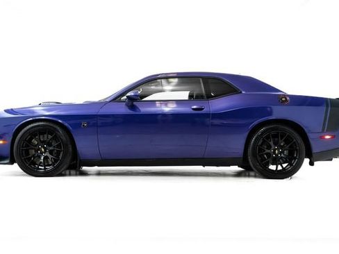 Used 2018 Dodge Challenger R/T Scat Pack image 9