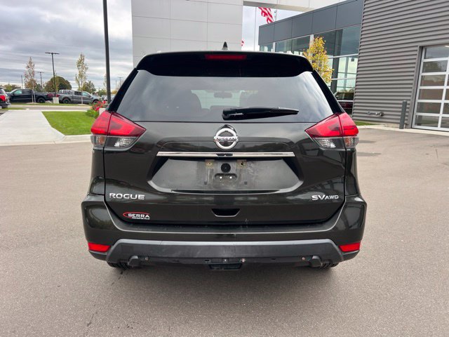 Used 2017 Nissan Rogue SV AWD/4WD image 7