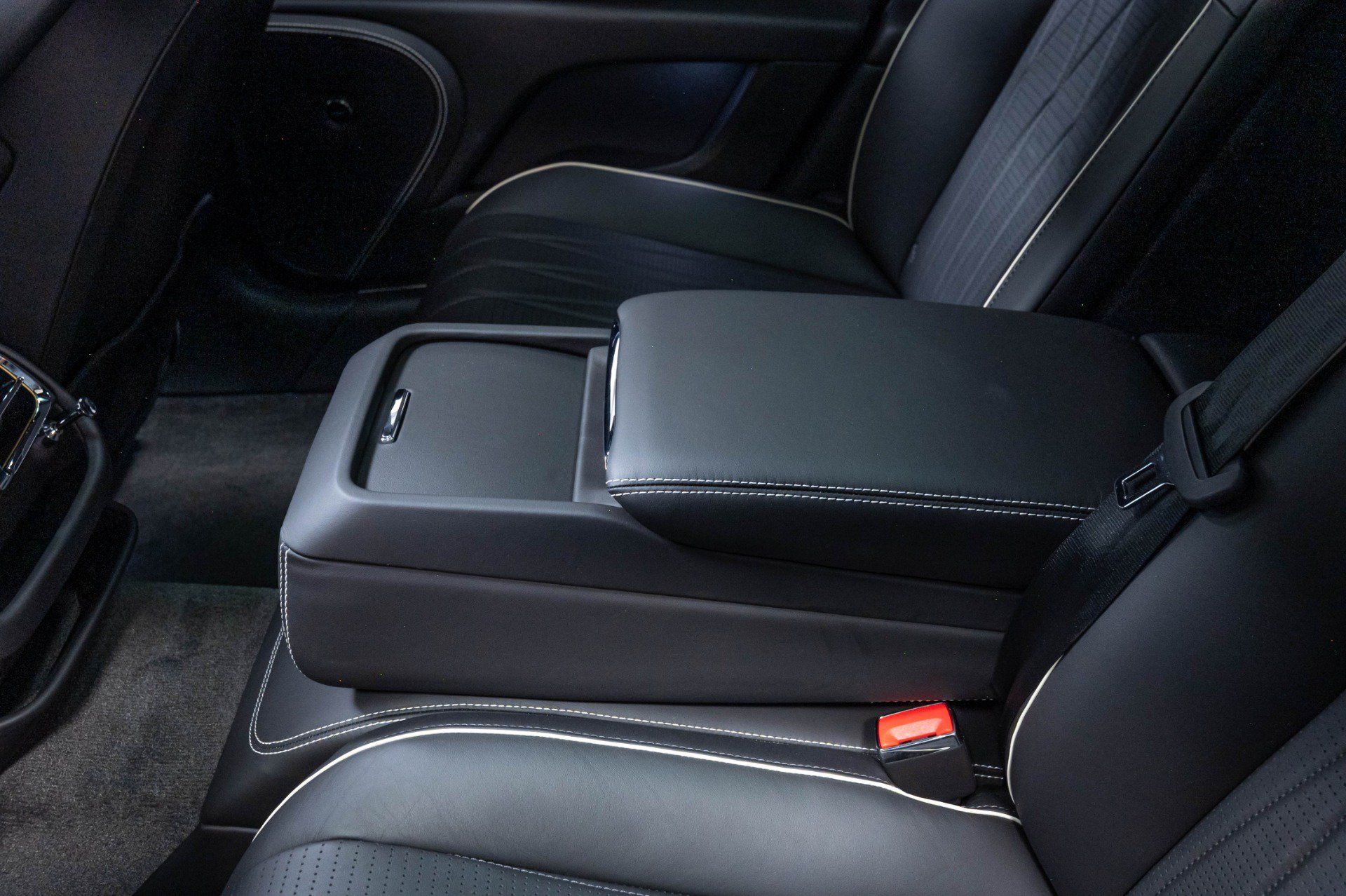 Used 2020 Bentley Flying Spur W12 AWD/4WD image 31
