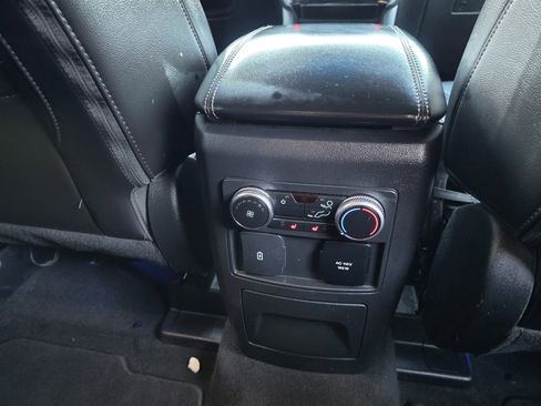 Used 2022 Ford Explorer Limited w/ Hybrid Equipment Group 310A image 24