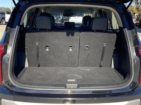 Used 2024 Kia Telluride LX image 31