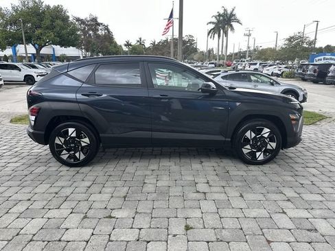 Used 2025 Hyundai Kona SEL FWD image 14