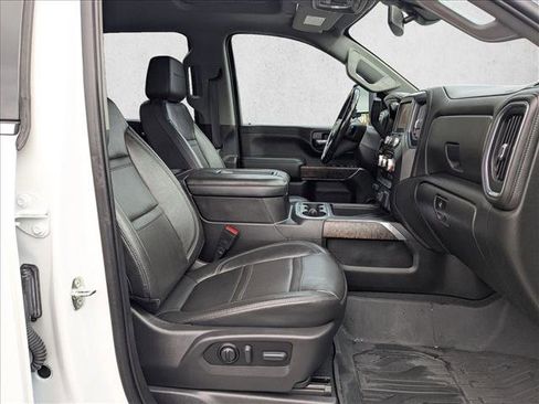 Certified 2022 GMC Sierra 3500 Denali image 21