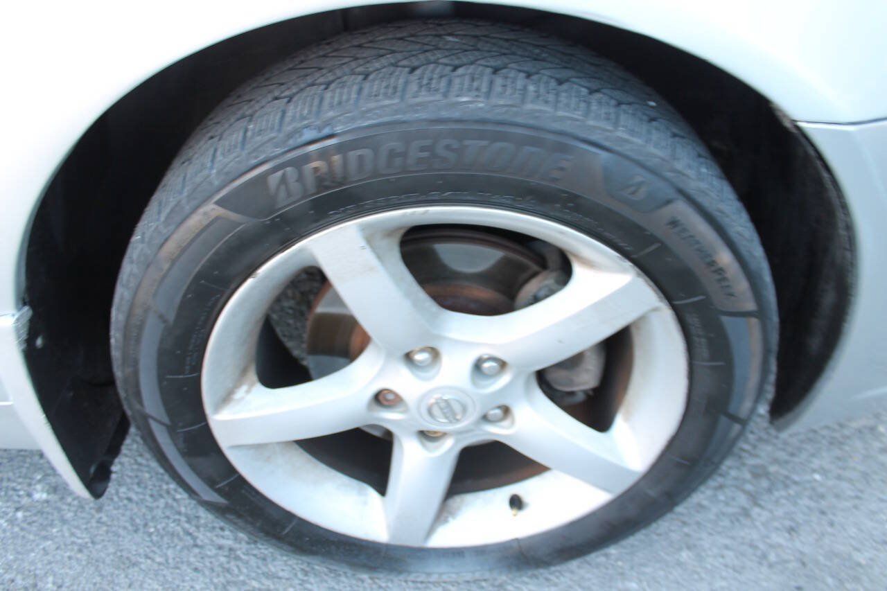 Used 2005 Nissan Altima 3.5 SE w/ (X02) Navigation Pkg FWD image 38