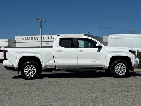 Used 2024 Toyota Tacoma SR5 AWD/4WD image 3