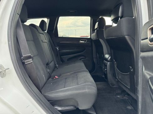 Used 2015 Jeep Grand Cherokee Laredo AWD/4WD image 18
