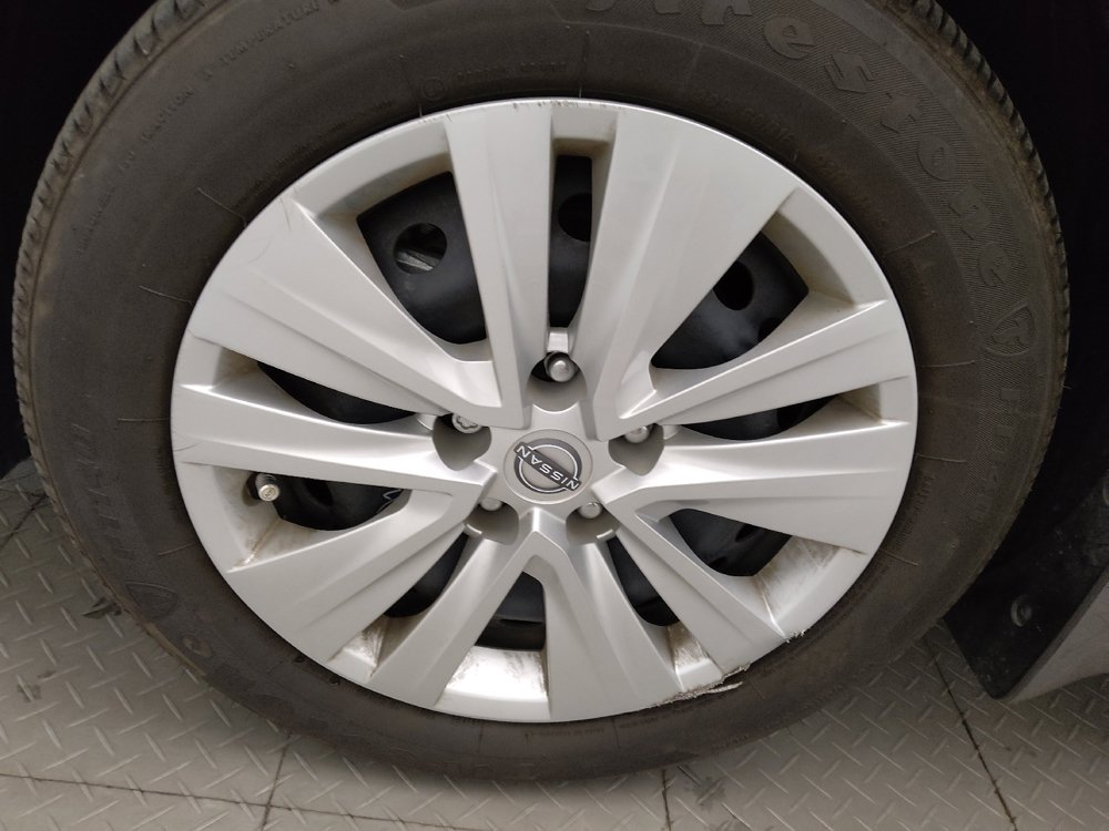 Used 2025 Nissan Sentra S FWD image 31