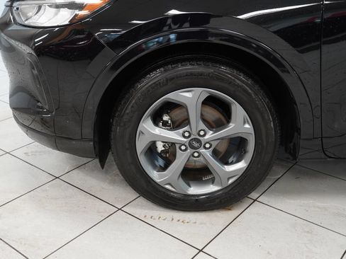 Used 2023 Ford Escape ST-Line Select w/ Tech Pack #1 AWD/4WD image 16