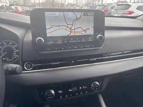 Used 2022 Mitsubishi Outlander SE image 9