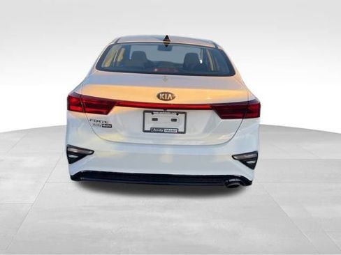Used 2019 Kia Forte LXS image 6