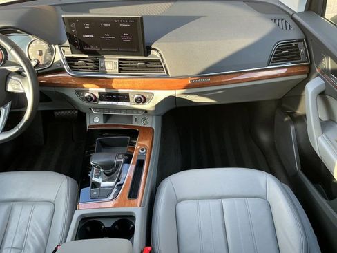 Used 2023 Audi Q5 2.0T Premium w/ Convenience Package image 14