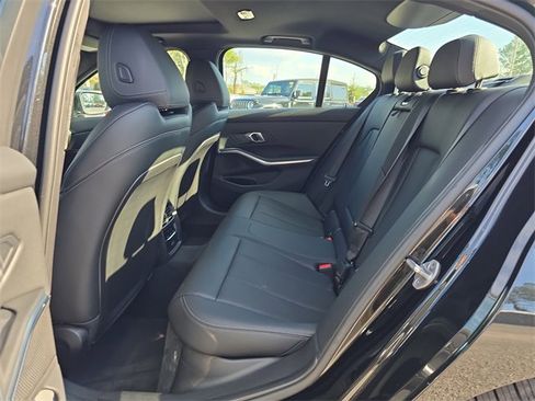 Used 2025 BMW 330i Sedan image 13