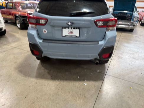 Used 2021 Subaru Crosstrek 2.0i Premium AWD/4WD image 9