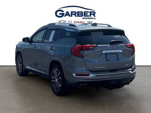 Used 2019 GMC Terrain Denali w/ Driver Alert Package II AWD/4WD image 3