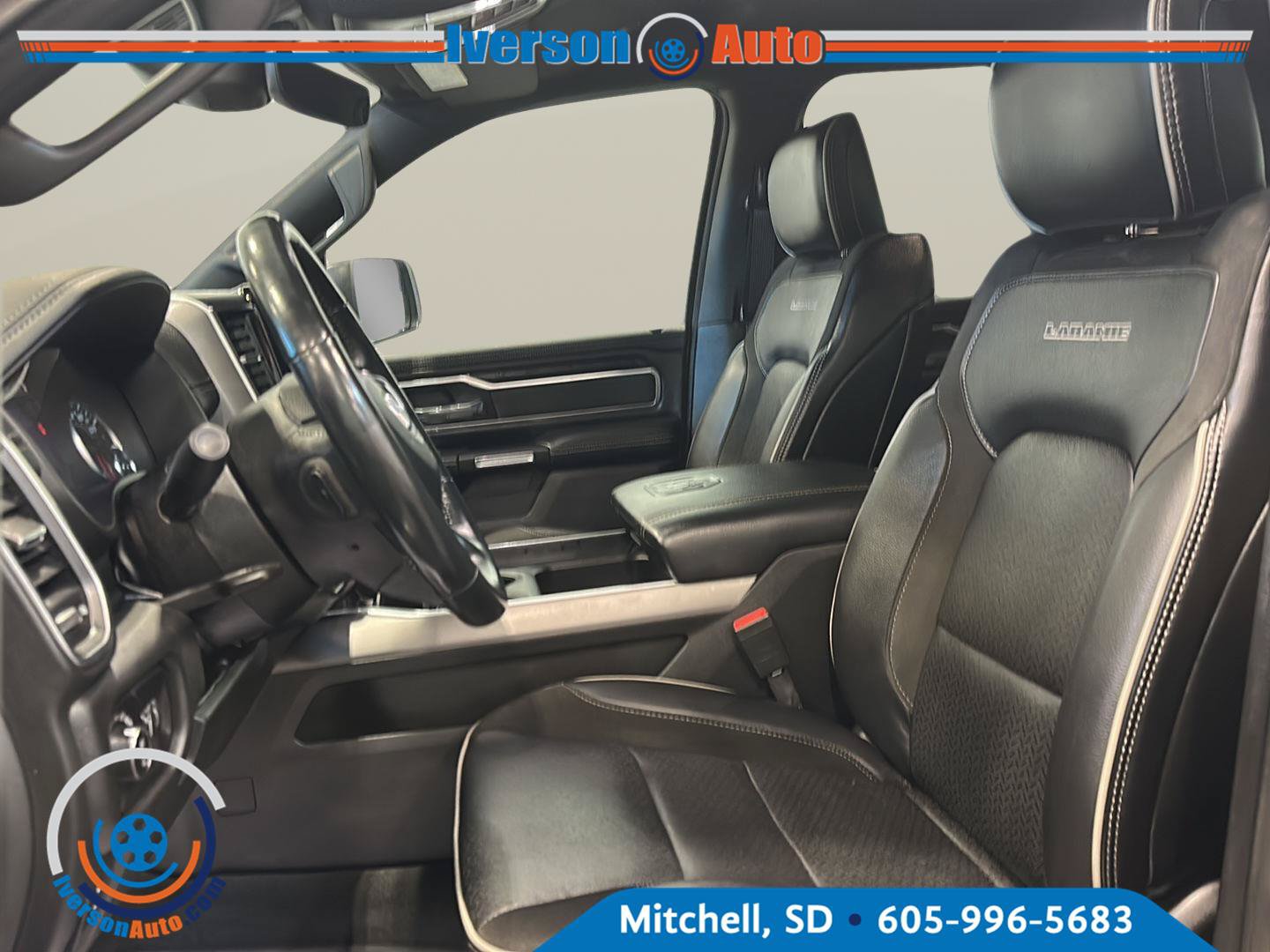 Used 2023 RAM 1500 Laramie AWD/4WD image 15