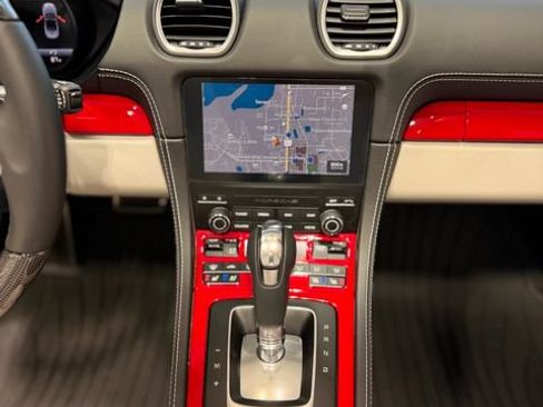 Used 2024 Porsche 718 Boxster GTS RWD image 25