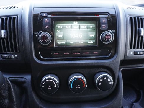 Used 2017 RAM ProMaster 2500 w/ Interior Convenience Group image 11