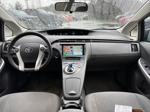 Used 2010 Toyota Prius Two image 13