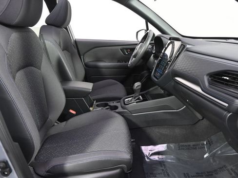 Used 2025 Subaru Forester Premium AWD/4WD image 16