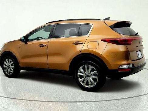 Used 2021 Kia Sportage S w/ S AWD Premium Package image 7
