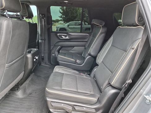 Used 2022 GMC Yukon SLT w/ SLT Premium Package AWD/4WD image 36